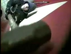 Şaşkın Hırsız Güvenlik Kamerasını Balyozla Bile Kıramadı