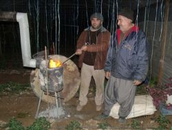 Silifke'de Seracılar Don Nöbeti Tutuyor