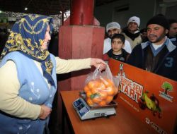 Pazardan Alınan Ürünü Vatandaş Bir De Kendi Tartacak