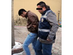 Kadınların Çantalarını Gasp Eden 2 Kişi Yakalandı