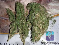 Batman'da Esrar Pazarlamaya Çalışan  3 Kişi Tutuklandı