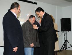 Mamaklı Şehidin Ailesine Devlet Övünç Madalyası Verildi