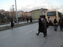 Öğrencilerin Yol Güvenliği Üst Geçitlerle Sağlanacak