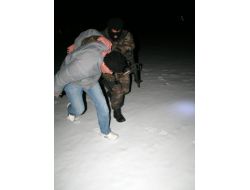 Uyuşturucu Kaçakçılarını Özel Harekat Yakaladı