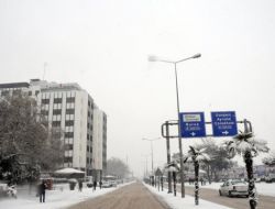 Balıkesir Belediyesi Yolları Açmak İçin 150 Ton Tuz Kullandı