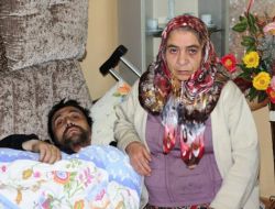 Ankara’nın Ayazında Kapı Dışarı Edilmeyi Bekleyen Aile Yardım Bekliyor