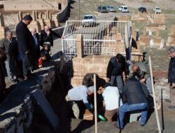 Almanya'da Öldürülen Yezidi Kız Köyünde Defnedildi