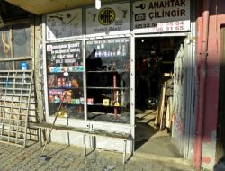 Sapanca'da Av Bayii Soyuldu