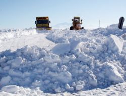 Kayseri’nin İlçelerinde Tipi Hayatı Olumsuz Etkiledi