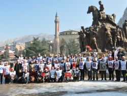 Birleşik Kamu-iş Amasya’da Eylem Yaptı