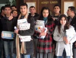 Gercüşlü Lise Öğrencilerine Kitap Dağıtıldı