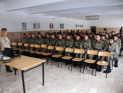 Garnizon Ve Jandarma Bölge Komutanlığı’nda Önce Konferansı, Sonra Kan Verildi