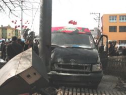 Engelli Genç Çaldığı Araçla Ortalığı Savaş Alanına Çevirdi