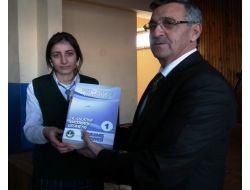 Sarıkamış'ta Lise Son Sınıf Öğrencilerine Kitap Desteği