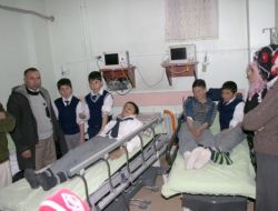 Virajı Alamayan Öğrenci Servisi Takla Attı