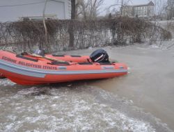 Tunca Nehri Buz Tuttu