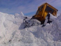Bingöl'de Çığ Düştü!!