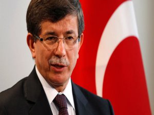 Davutoğlu: Ateş çemberinden geçiyoruz