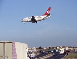 Thy Uçağı  Zorunlu İniş Yaptı!
