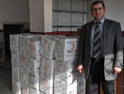 Bahşılı Kızılayı, İhtiyaç Sahiplerine Kuru Gıda Ve Konserve Et Dağıtıyor