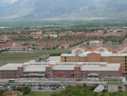 Ak Parti'li Karakelle, 'Hastane Binası Çürük' İddialarına Raporla Cevap Verdi