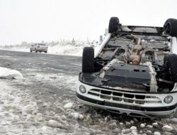 Emniyet Kemeri Takılı Olmayan Kadın Araçtan Fırlayarak Hayatını Kaybetti