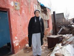 Evi Çöken Kadın Ve Çocuklarına Sahip Çıkıldı