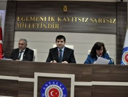 Antalya'da Limandan Havalimanına Borularla Yakıt Taşınacak