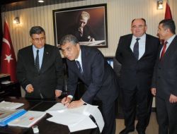 Manavgat'ta 13 Okul İçin 'Okullar Hayat Olsun Projesi' Sözleşmesi İmzalandı