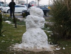 BU DA ‘VIP ADAM’