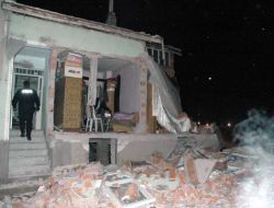 Kütahya'da 12 Kiloluk Tüpün Patladığı Evde Göçük Oluştu