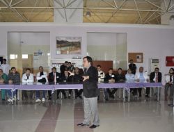 Hastane Personeline İletişim Seminer