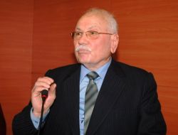 Öz’den Esnaflara: Gücünüzün Yettiği Oranda Kredi Talep Edin