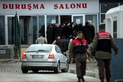 "BALYOZ'da 76. Duruşma"