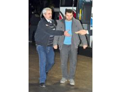 Manisa'da Kck Operasyonunda Gözaltına Alınan 13 Zanlı Adliyede