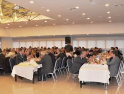 Başkent'teki Nallıhanlılar Yemekte Buluştu