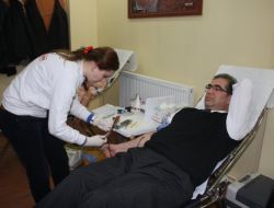 Sivas Belediye Personelinden Kızılay’a Kan Bağışı