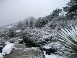 Kar, İstanbul'da Yüzünü Yeniden Gösterdi