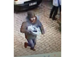 Banka Önünden Kapkaçla 150 Bin Lira Çalan Kişi Aranıyor