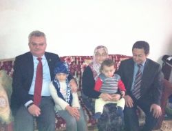 Vali Özcan, Fakir Aileye Destek Sözü Verdi