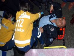 Devriye Gezen Polis Aracına Otomobil Çarptı: 2 Polis Yaralı
