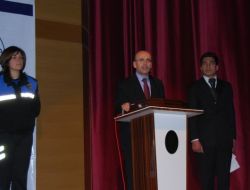 Batman'da Polis Türkçe Ve Kürtçe Sunum Yaptı