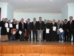 Aydıncık’ta Çocuk Bakım Kursunu Tamamlayan 20 Kursiyer Sertifika Aldı