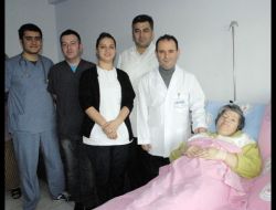 Devlet Hastanesi’nde İlk Kez Kapalı Kalınbağırsak Ameliyatı Yapıldı