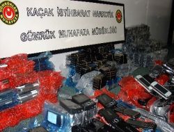 1378 kaçak telefon yakalandı