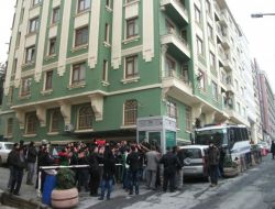 Libya Konsolosluğu Önünde Maaş Eylemi