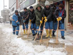 KAR FESTİVALİNE KAR ENGELİ