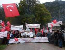 Değirmenlikliler, Gidengelmez Dağı Yolunu Kurban Bayramı'na Kadar Trafiğe Kapalı Tutacak