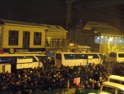 Umre Yolcuları Dualarla Uğurlandı