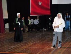 Ak Parti'den Alternatif 'Sevgililer Günü' Kutlaması